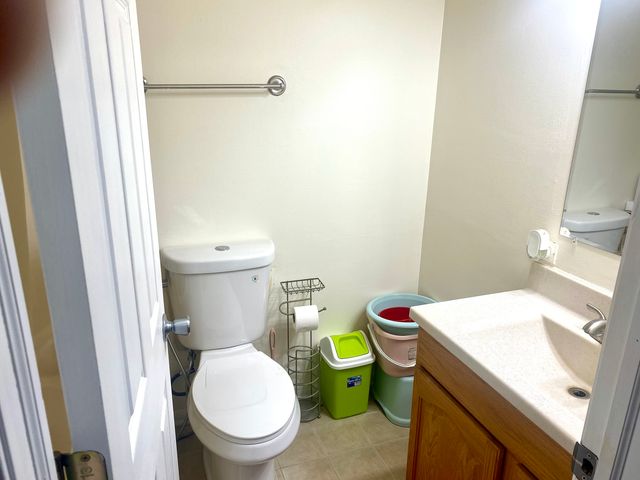 530 Meadow Green Lane 530, Round Lake Beach, IL 60073