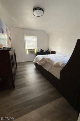 99 Cutler St, Newark City, NJ 07104