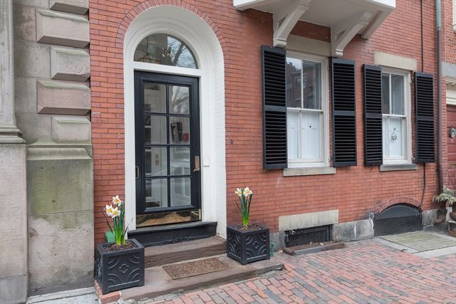 74 Mt Vernon St 1F, Boston, MA 02108