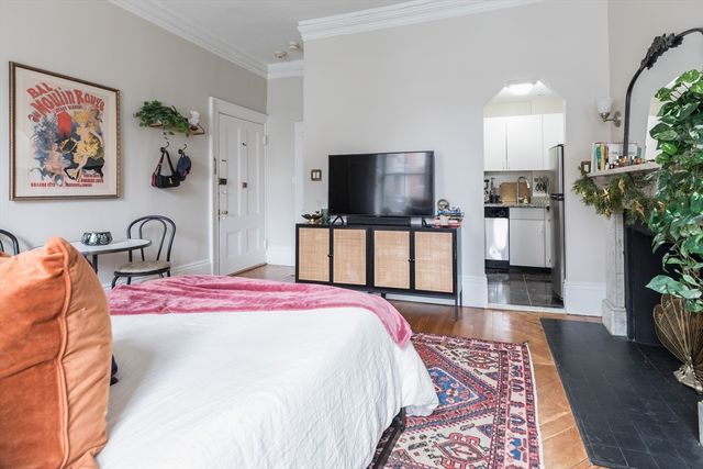 74 Mt Vernon St 1F, Boston, MA 02108