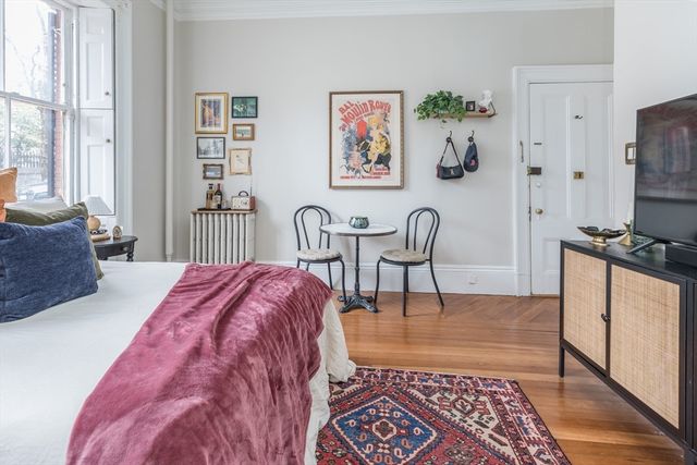 74 Mt Vernon St 1F, Boston, MA 02108