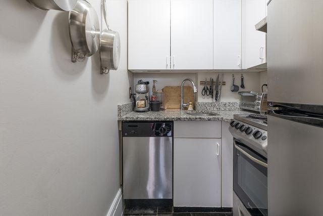 74 Mt Vernon St 1F, Boston, MA 02108
