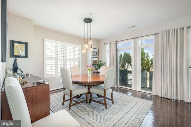 2069 CASE RD, Baltimore, MD 21222