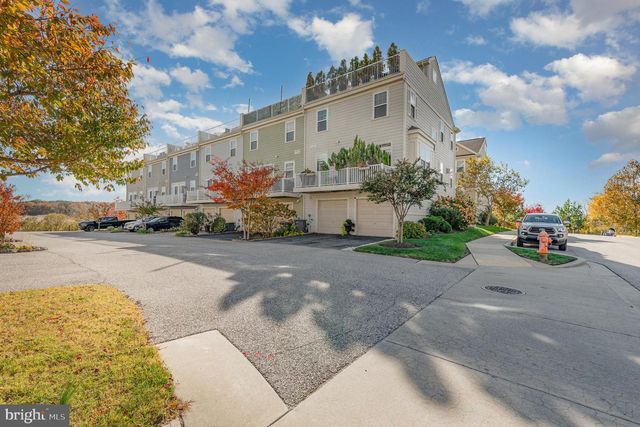 2069 CASE RD, Baltimore, MD 21222