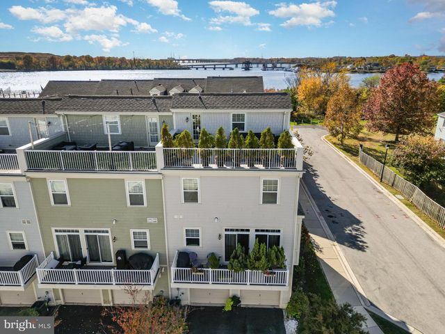 2069 CASE RD, Baltimore, MD 21222