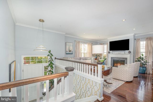 2069 CASE RD, Baltimore, MD 21222