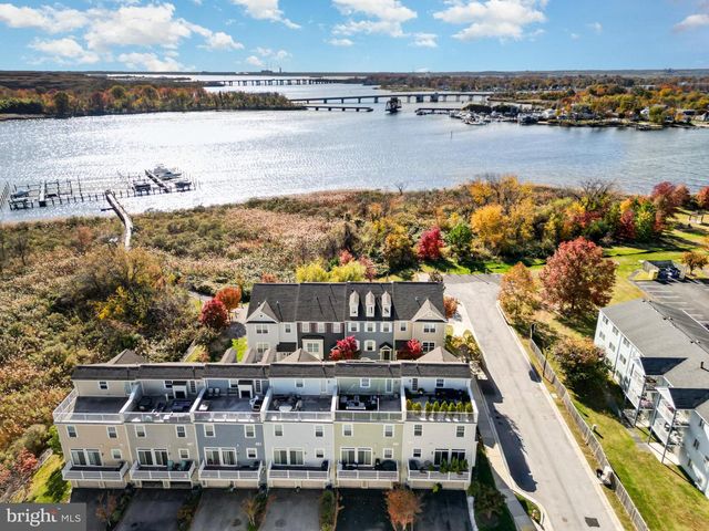 2069 CASE RD, Baltimore, MD 21222