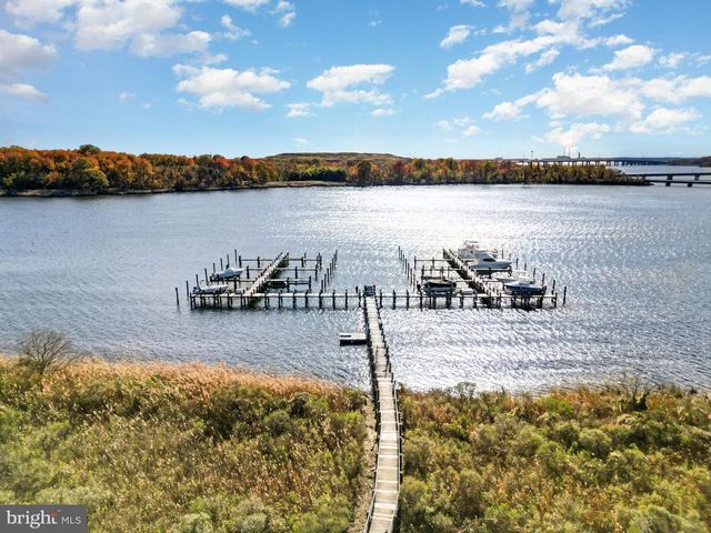 2069 CASE RD, Baltimore, MD 21222