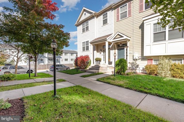 2069 CASE RD, Baltimore, MD 21222