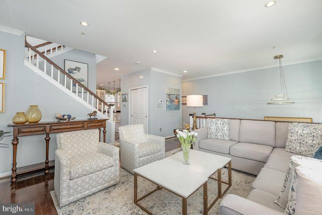 2069 CASE RD, Baltimore, MD 21222