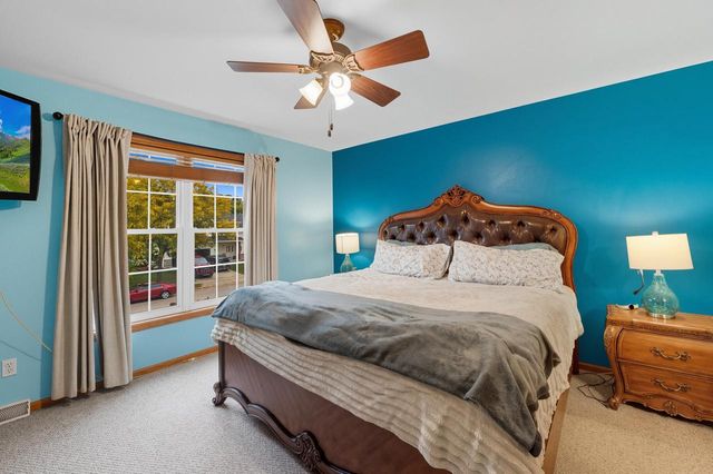 2605 Emslie DRIVE, Waukesha, WI 53188