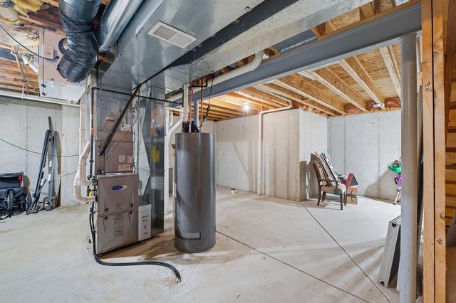 2605 Emslie DRIVE, Waukesha, WI 53188