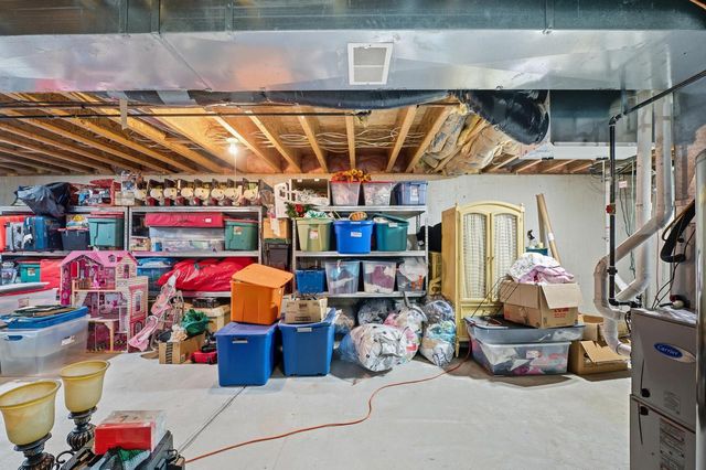 2605 Emslie DRIVE, Waukesha, WI 53188