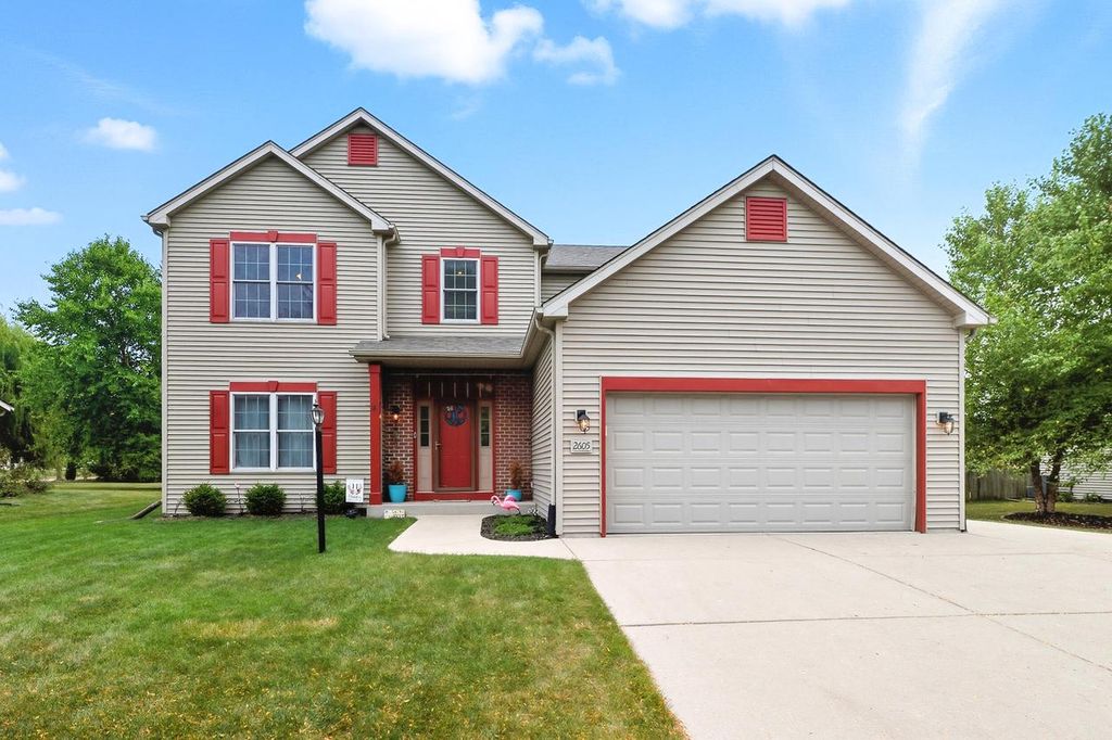 2605 Emslie DRIVE, Waukesha, WI 53188