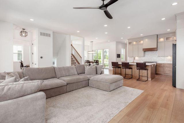 3660 Beulah Park Drive, Grove City, OH 43123