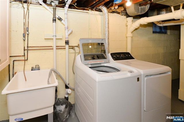 10-06 Essex Place, Fair Lawn, NJ 07410