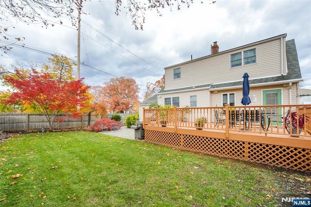 10-06 Essex Place, Fair Lawn, NJ 07410