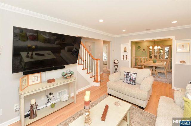 10-06 Essex Place, Fair Lawn, NJ 07410