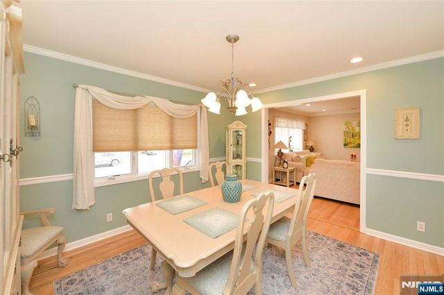 10-06 Essex Place, Fair Lawn, NJ 07410