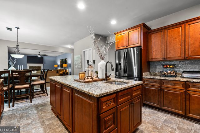 105 Renae Lane, Hogansville, GA 30230