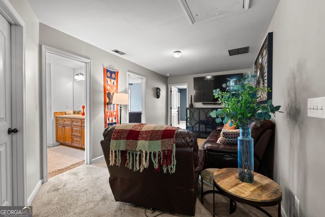 105 Renae Lane, Hogansville, GA 30230