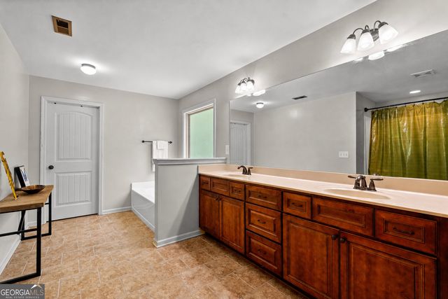 105 Renae Lane, Hogansville, GA 30230