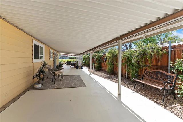 399 S Paseo Laredo, Cathedral City, CA 92234