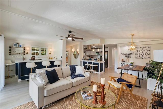 399 S Paseo Laredo, Cathedral City, CA 92234