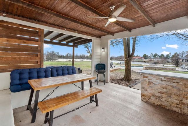 8862 County Road 4028, Kemp, TX 75143