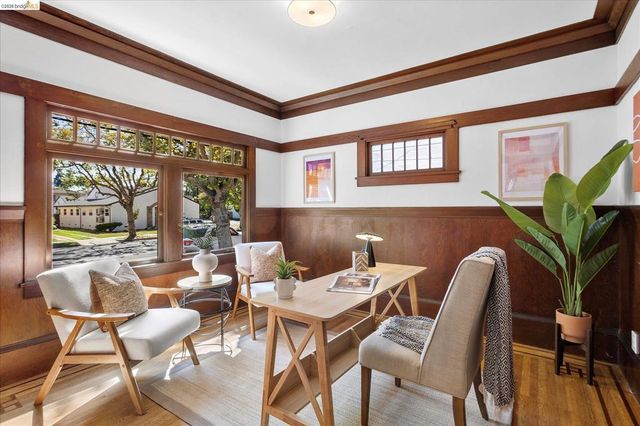 3107 Central Ave, Alameda, CA 94501