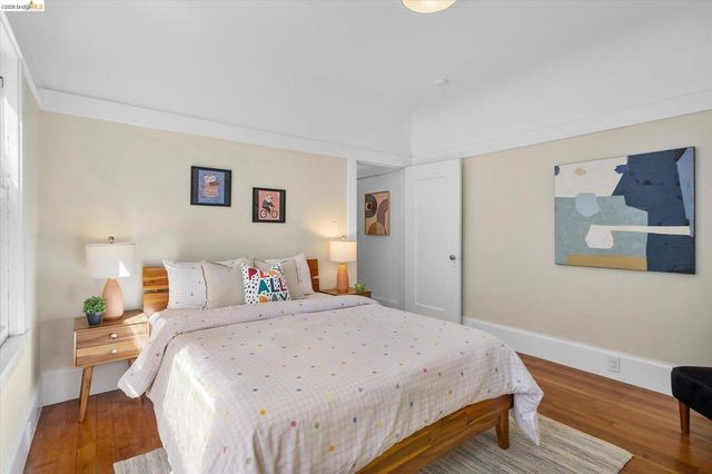 3107 Central Ave, Alameda, CA 94501