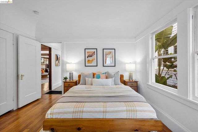 3107 Central Ave, Alameda, CA 94501
