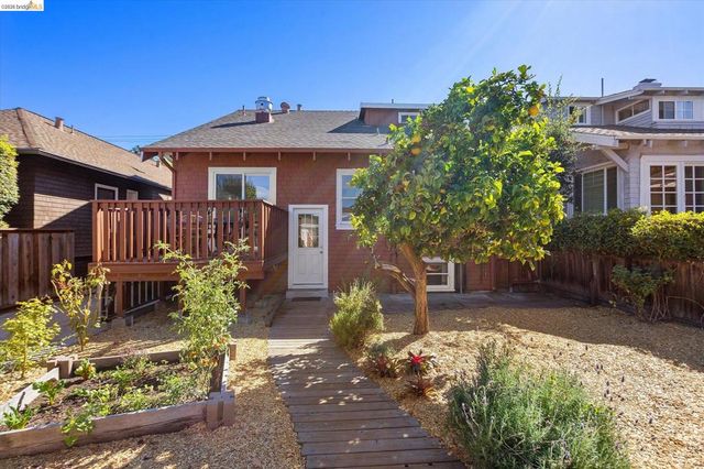 3107 Central Ave, Alameda, CA 94501