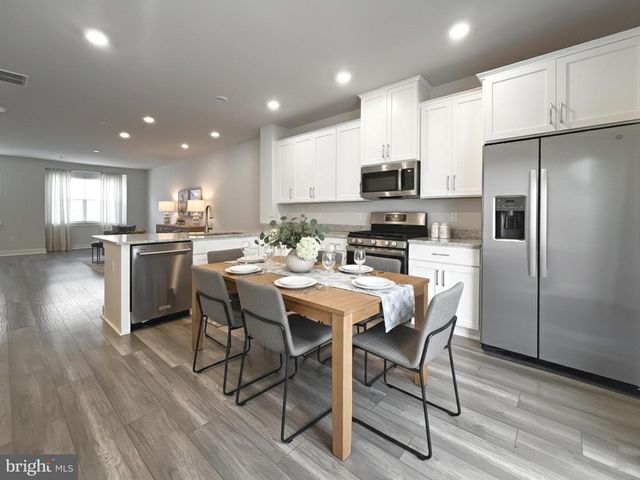 107 KING ST, Bensalem, PA 19020