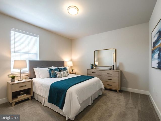 107 KING ST, Bensalem, PA 19020