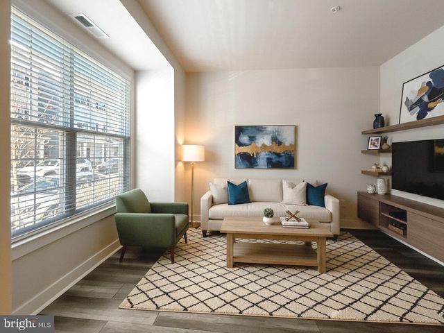 107 KING ST, Bensalem, PA 19020