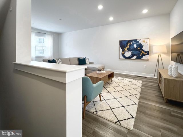 107 KING ST, Bensalem, PA 19020