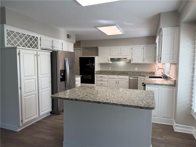 4 W 127th Street, Kansas City, MO 64145