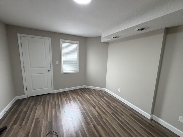 4 W 127th Street, Kansas City, MO 64145