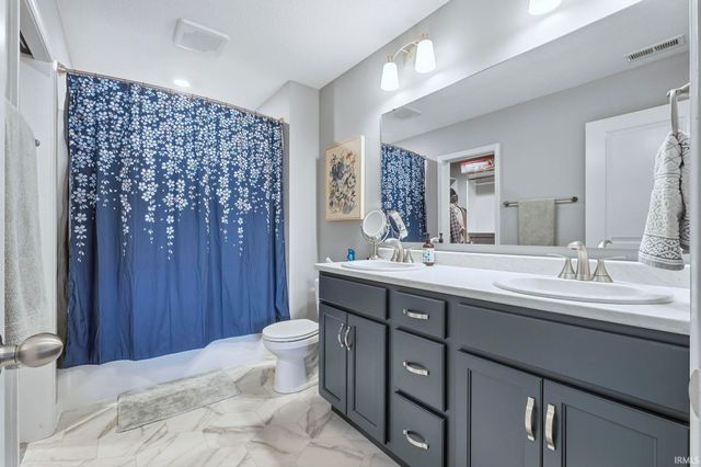 1497 Radomiro Passage, Fort Wayne, IN 46845