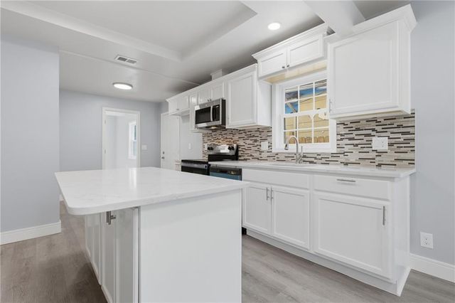 2315 Brighton Avenue, Kansas City, MO 64127