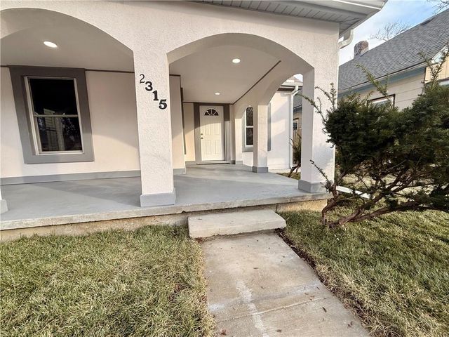 2315 Brighton Avenue, Kansas City, MO 64127