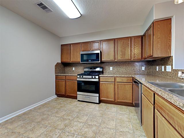 17814 Deep Shade Court, Humble, TX 77346