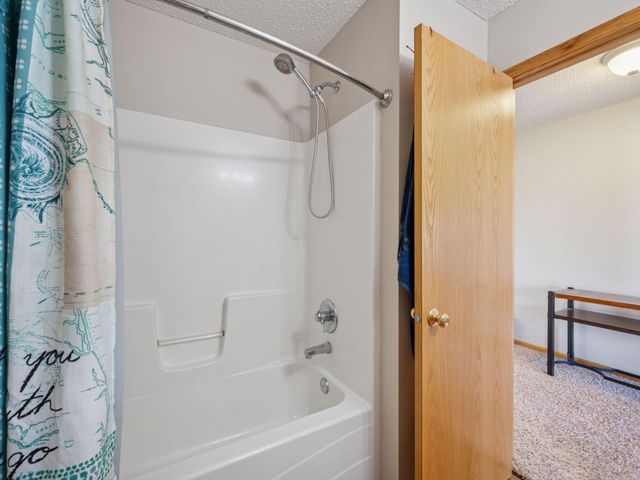 4206 Orleans Drive NE, Saint Michael, MN 55376