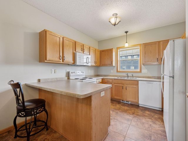 4206 Orleans Drive NE, Saint Michael, MN 55376