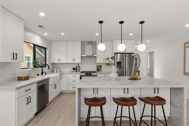 1037 Parkinson Court, San Jose, CA 95126