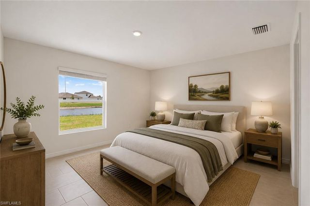 11621 SAVANNA LAKES BLVD, Lehigh Acres, FL 33974