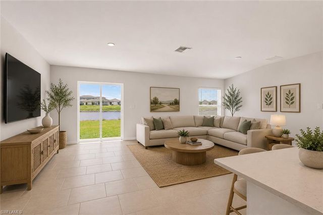 11621 SAVANNA LAKES BLVD, Lehigh Acres, FL 33974