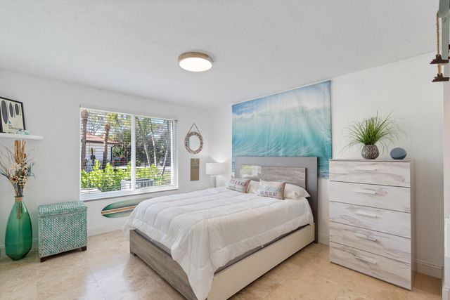 1205 Villa Lane 1205, Boynton Beach, FL 33435