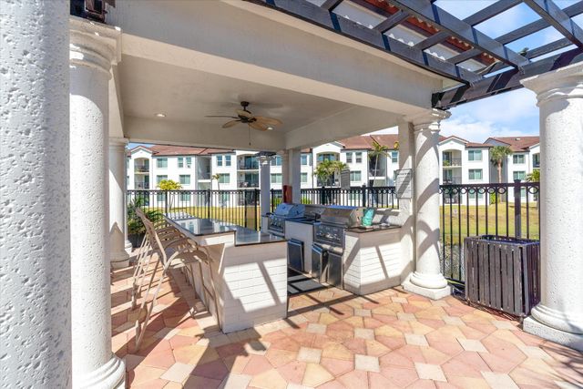 1205 Villa Lane 1205, Boynton Beach, FL 33435